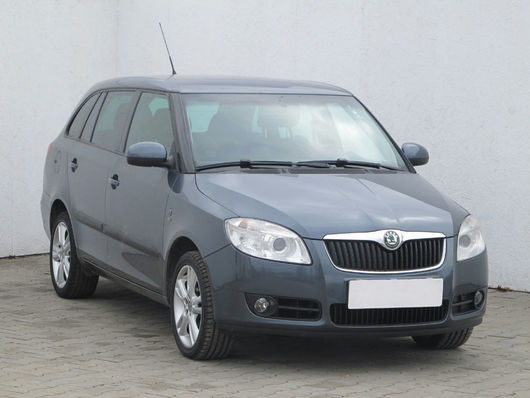 Škoda Fabia 1.2 51 kW rok 2008