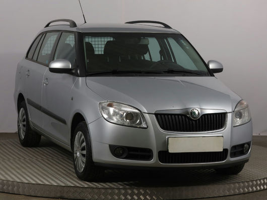 Škoda Fabia 1.4 16V 63 kW rok 2008