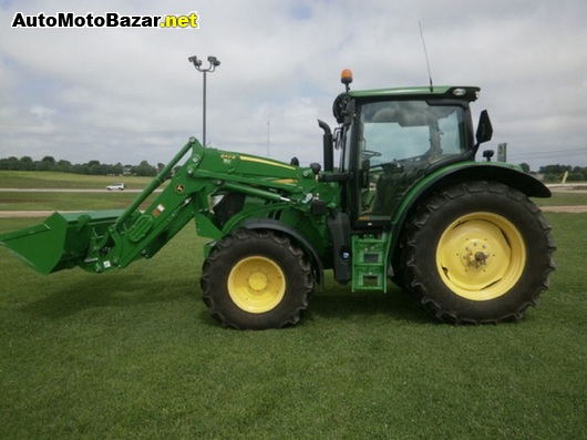 Traktor John Deere 61c30cV s nakladačem